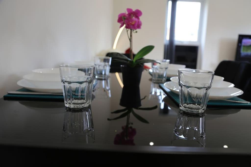 Luxury Ground Floor 2 Bedroom Apartment Free Wifi & Parking Sheffield Extérieur photo